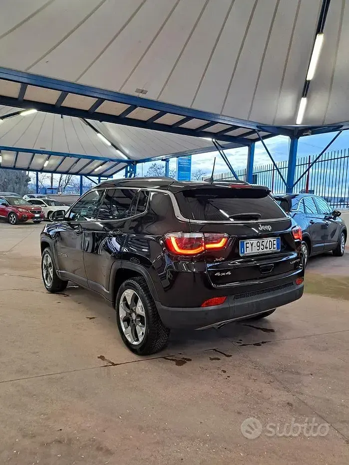 Usata Jeep Compass Limited 140 CV (102 kW) 2019 Nero SUV