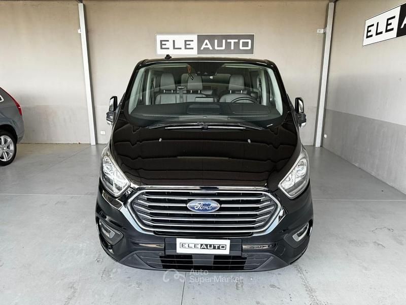 Usata Ford Tourneo Titanium 185 CV (136 kW) 2021 Nero Monovolume