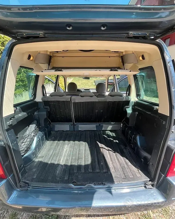 Usata Citroën Berlingo 72 CV (52 kW) 2006 Grigio Monovolume
