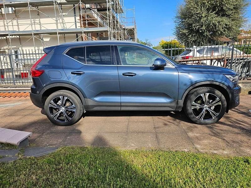 Usata Volvo XC40 Inscription 163 CV (119 kW) 2020 Blu/azzurro SUV