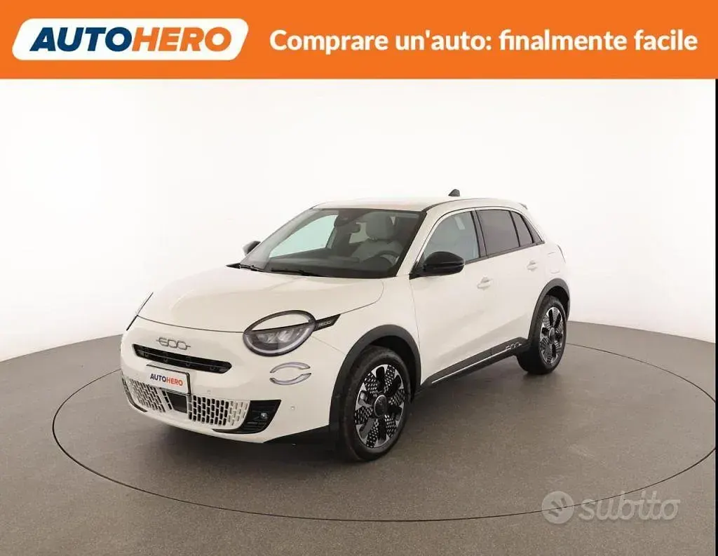 Usata Fiat 600 La Prima 101 CV (74 kW) 2025 Bianco SUV