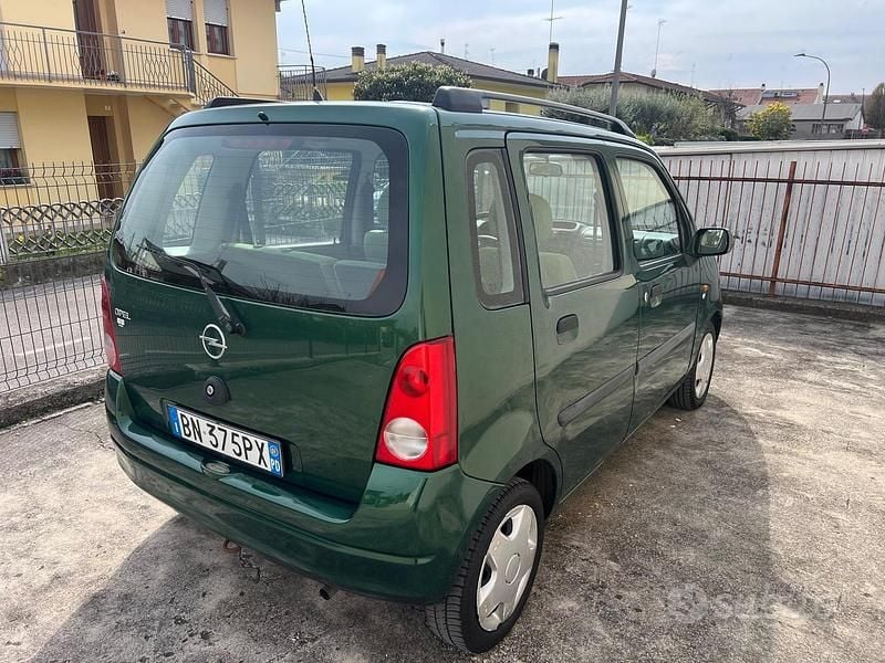 Usata Opel Agila 58 CV (42 kW) 2001 Verde Monovolume