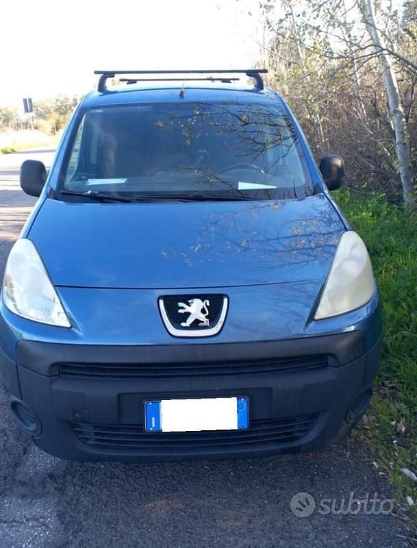 Usata Peugeot Partner 2008 Blu Monovolume