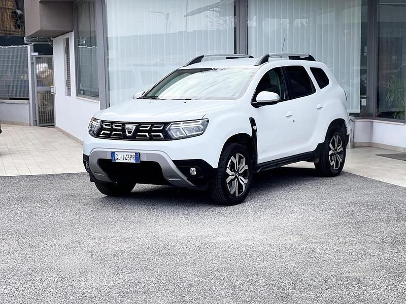 Usata Dacia Duster 101 CV (74 kW) 2022 Bianco SUV