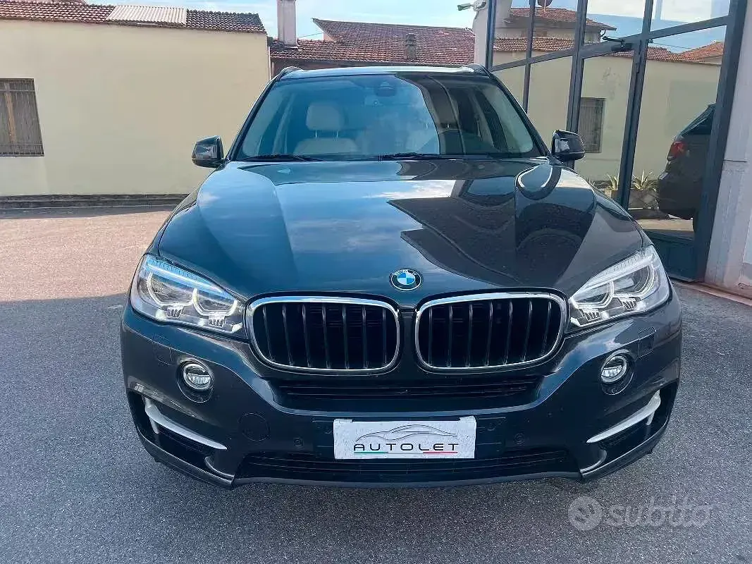 Usata BMW X5 Luxury Line 258 CV (189 kW) 2017 Grigio SUV