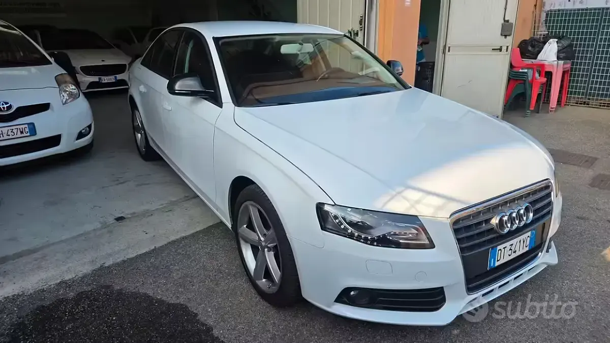 Begagnad Audi A4 Ambiente 160 HK (117 kW) 2009 Vit Sedan