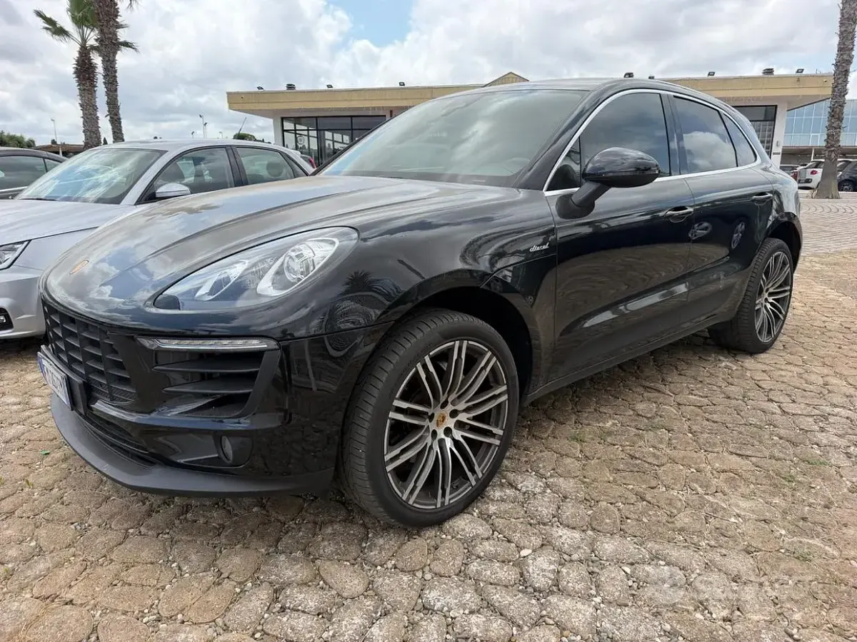 Usata Porsche Macan 250 CV (183 kW) 2018 Nero SUV