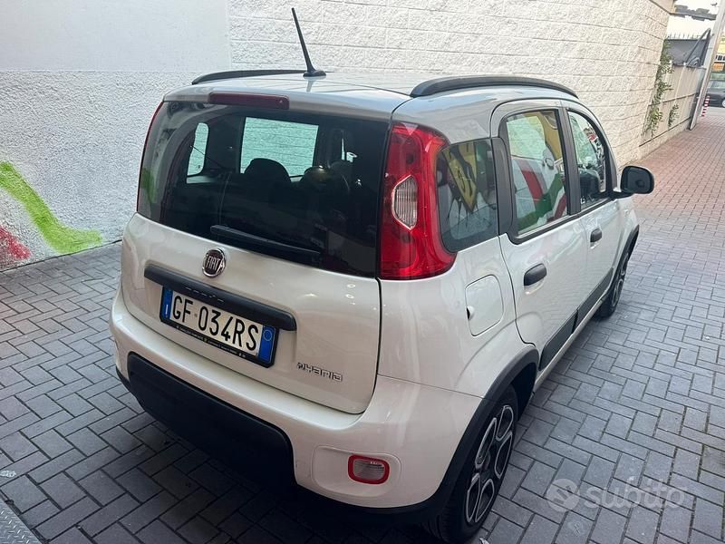 Usata Fiat Panda 70 CV (51 kW) 2021 Bianco Berlina