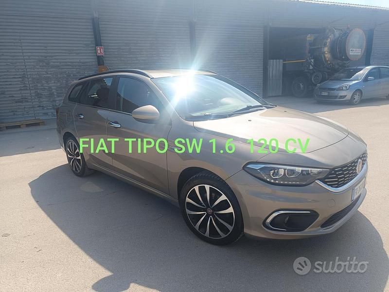 Usata Fiat Tipo Lounge 120 CV (88 kW) 2017 Marrone Berlina