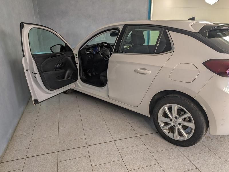 Usata Opel Corsa Elegance 101 CV (74 kW) 2021 Bianco Berlina