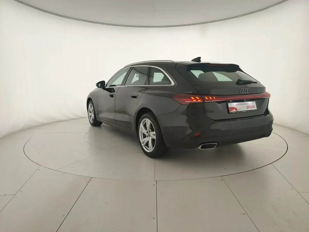 Usata Audi A5 Advanced 150 CV (110 kW) 2025 Nero mito metallizzato Station wagon