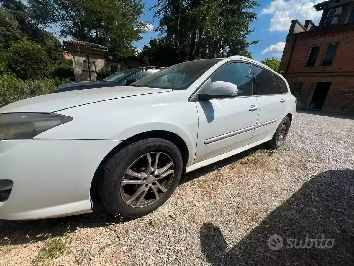 Usata Renault Laguna III 2011 Bianco Station wagon