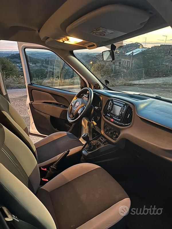 Usata Fiat Doblò 95 CV (69 kW) 2018 Bianco Monovolume