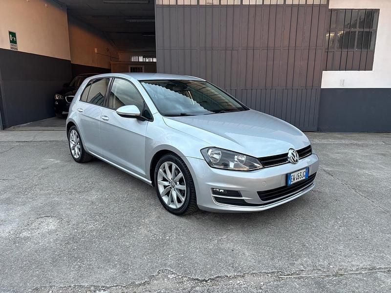 Usata VW Golf VII Highline 105 CV (77 kW) 2014 Grigio Berlina