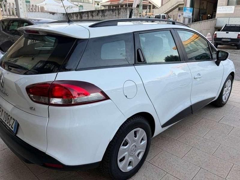 Usata Renault Clio GrandTour 75 CV (55 kW) 2015 Bianco Station wagon