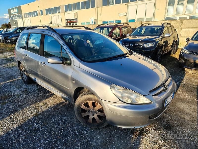 Usata Peugeot 307 90 CV (66 kW) 2005 Grigio Station wagon