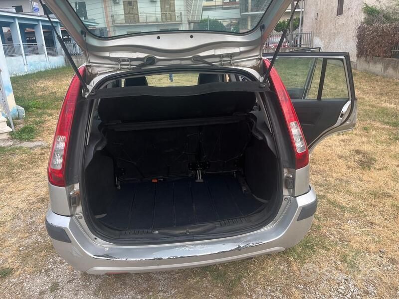 Usata Ford Fusion 68 CV (50 kW) 2009 Grigio Utilitaria