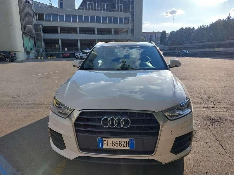 Bianco Usata 2017 Audi Q3 Business SUV | 14.500 € (Super prezzo) - Immagine 1/4