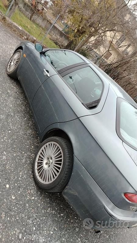Usata Alfa Romeo 156 140 CV (102 kW) 2003 Grigio Berlina