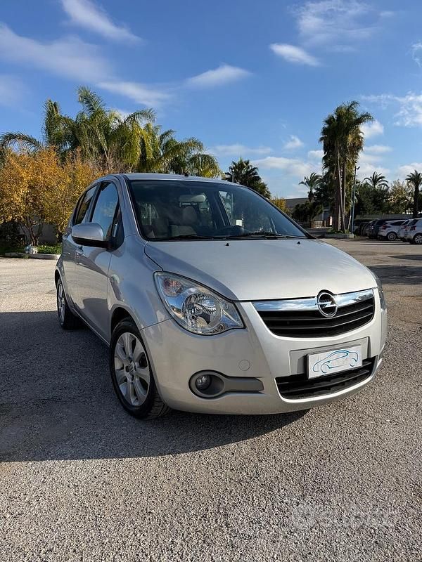Usata Opel Agila Enjoy 86 CV (63 kW) 2009 Grigio Monovolume