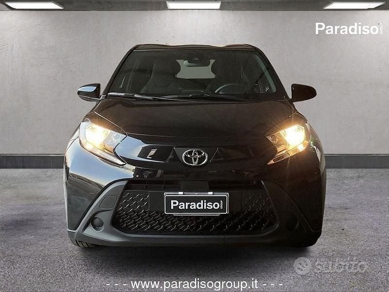 Usata Toyota Aygo X Active 72 CV (52 kW) 2025 Nero SUV