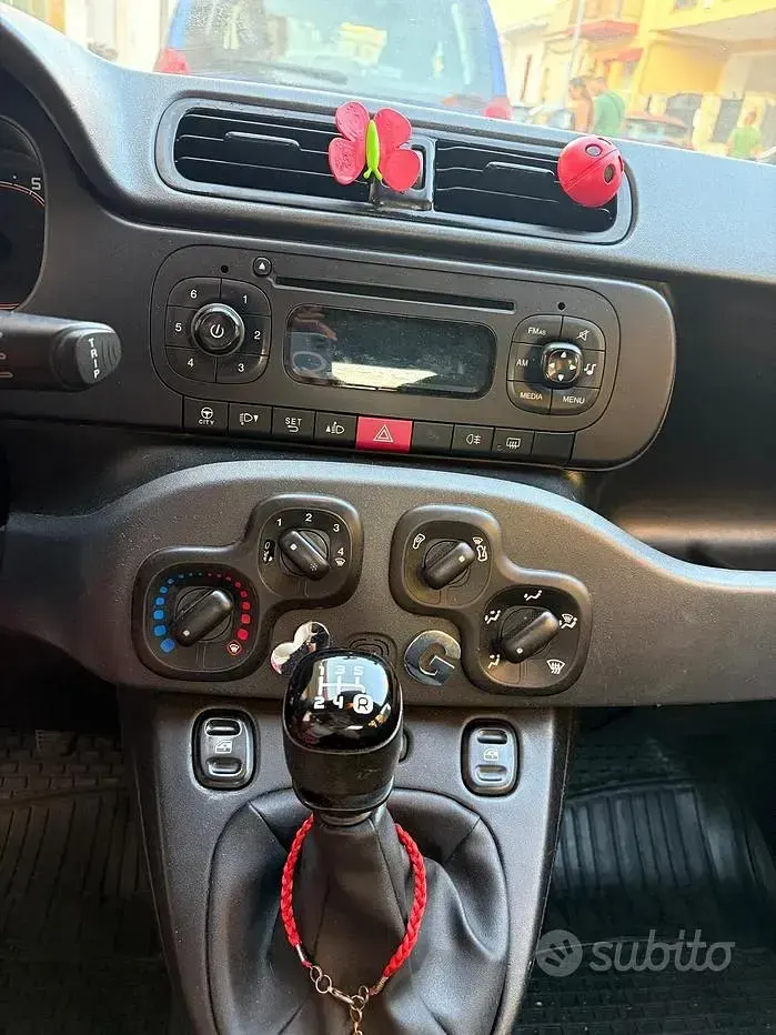 Usata Fiat Panda 69 CV (50 kW) 2017 Bluazzurro Utilitaria