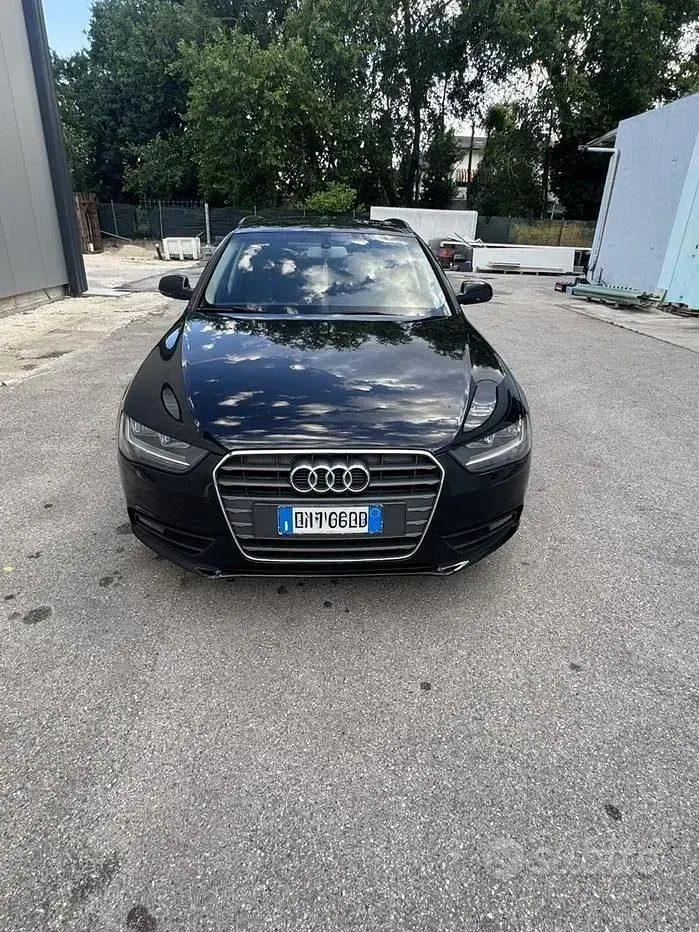 Usata Audi A4 150 CV (110 kW) 2014 Nero Station wagon
