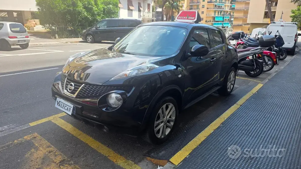 Usata Nissan Juke Tekna 117 CV (86 kW) 2012 Nero SUV