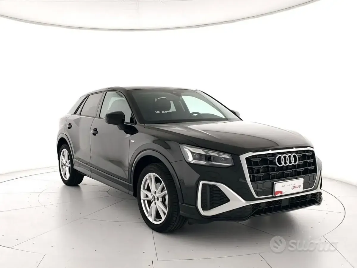 Usata Audi Q2 S-Line 150 CV (110 kW) 2025 Nero mito metallizzato SUV