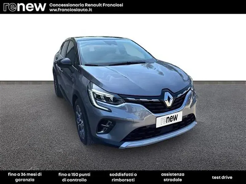 Usata Renault Captur Techno 101 CV (74 kW) 2023 Grigio scuro SUV