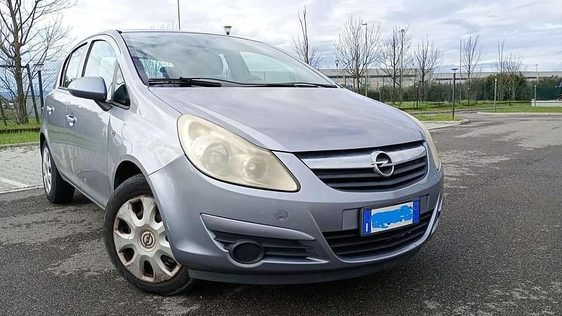 Usata Opel Corsa Cosmo 80 CV (58 kW) 2008 Grigio Berlina