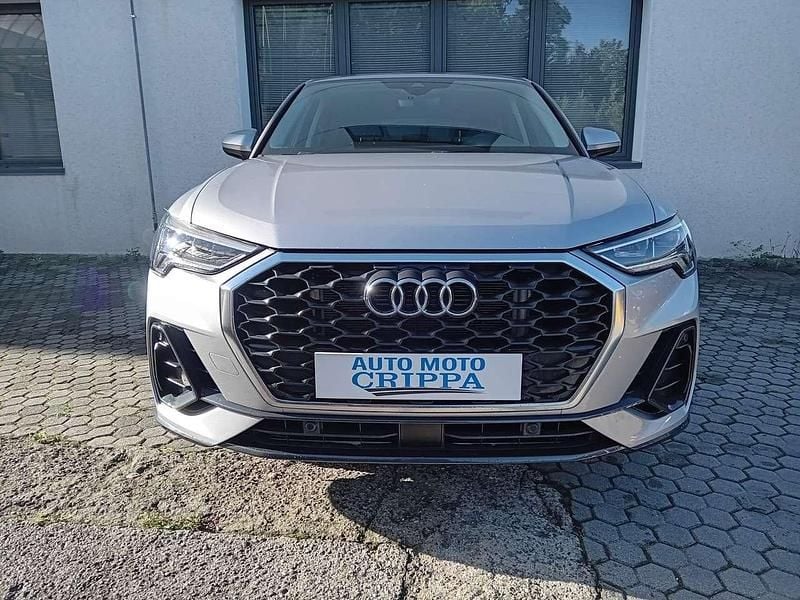 Usata Audi Q3 Sportback Ambiente 150 CV (110 kW) 2022 Argento SUV