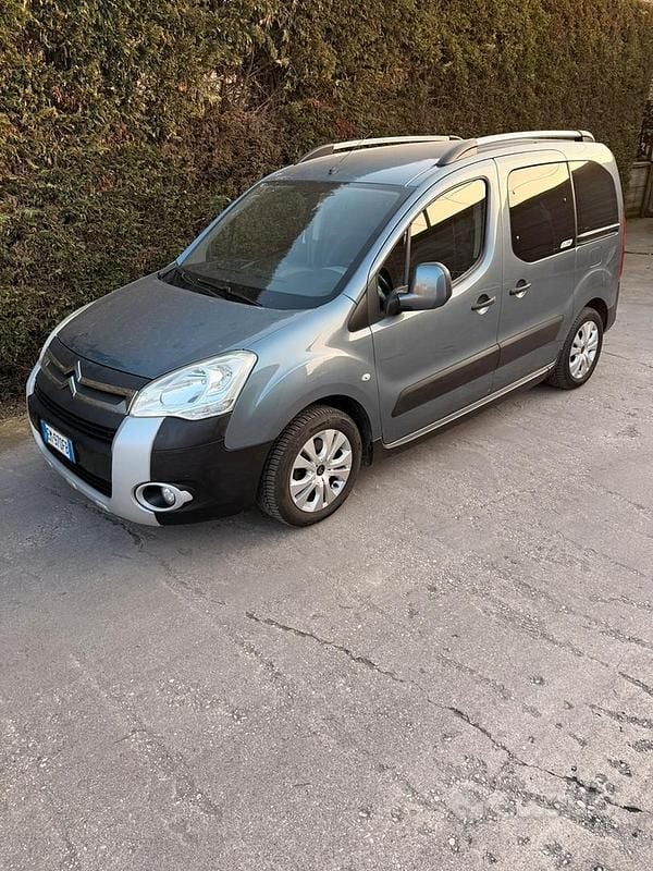 Usata Citroën Berlingo 90 CV (66 kW) 2012 Grigio Monovolume
