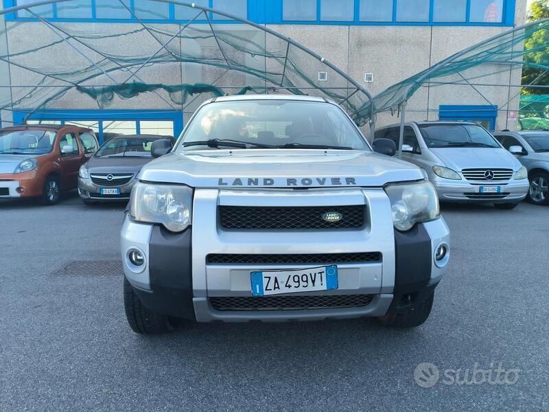 Usata Land Rover Freelander 2 109 CV (80 kW) 2007 Argento SUV