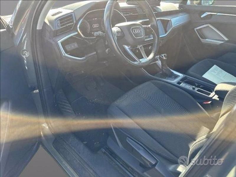 Usata Audi Q3 Business 150 CV (110 kW) 2021 Grigio SUV