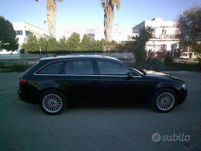 Usado Audi A4 Advanced 150 CV (110 kW) 2015 Negro Familiar