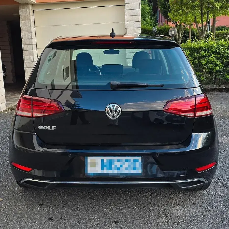 Usata VW Golf VII 115 CV (84 kW) 2018 Nero Utilitaria