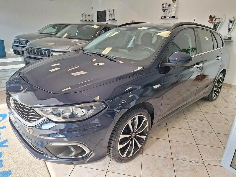 Usata Fiat Tipo Lounge 95 CV (69 kW) 2019 Blu Station wagon