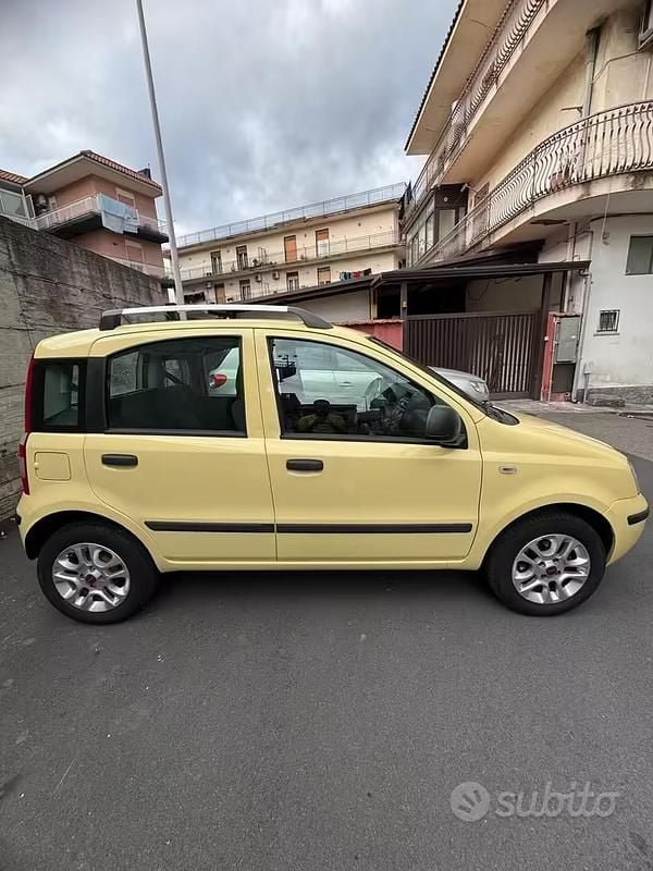 Usata Fiat Panda Classica 77 CV (56 kW) 2012 Beige Utilitaria