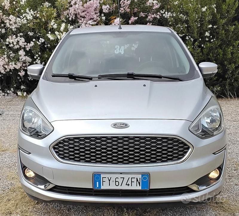 Usata Ford Ka Ultimate 86 CV (63 kW) 2019 Argento Utilitaria