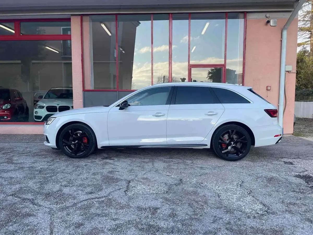 Usata Audi A4 Sport 150 CV (110 kW) 2019 Bianco Station wagon