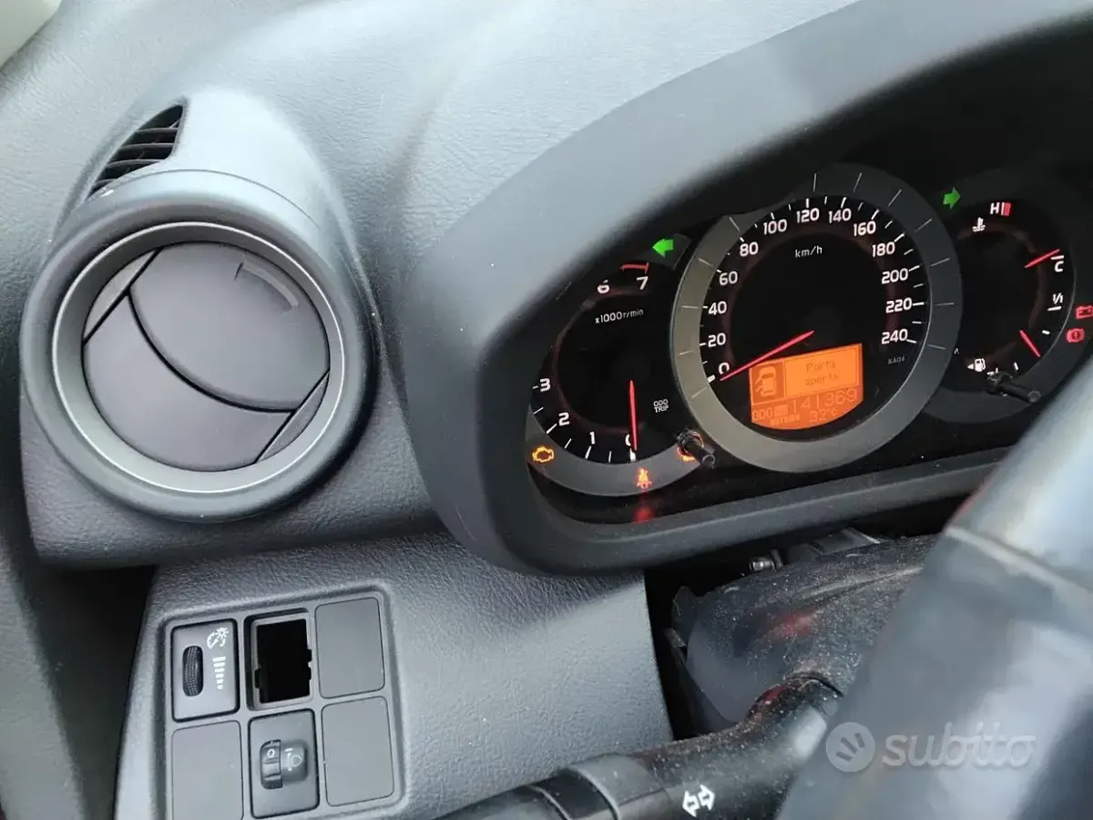 Usata Toyota RAV4 2007 Nero SUV