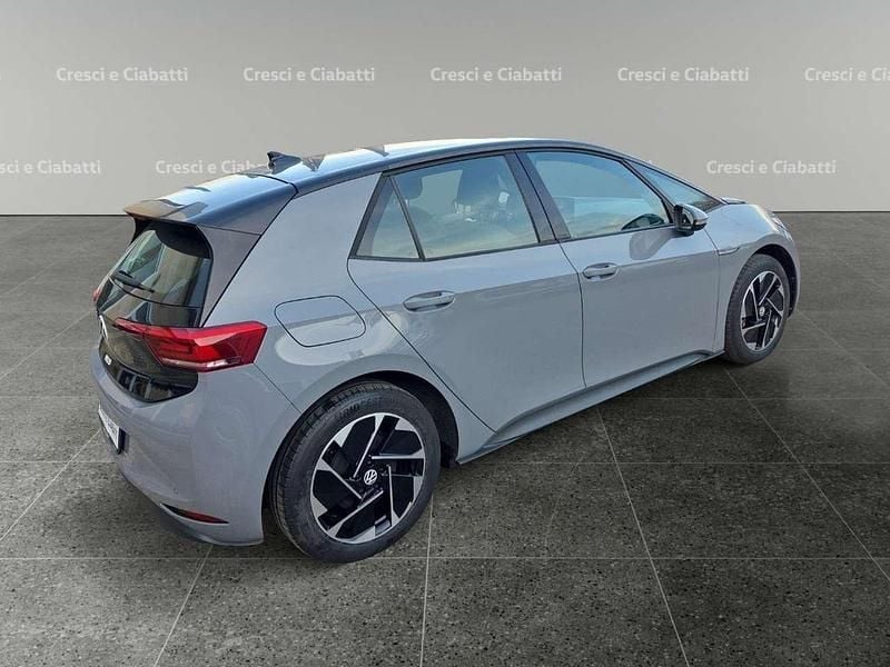 Usata VW ID.3 Pro Performance 150 kW (204 CV) 2023 Grigio Utilitaria