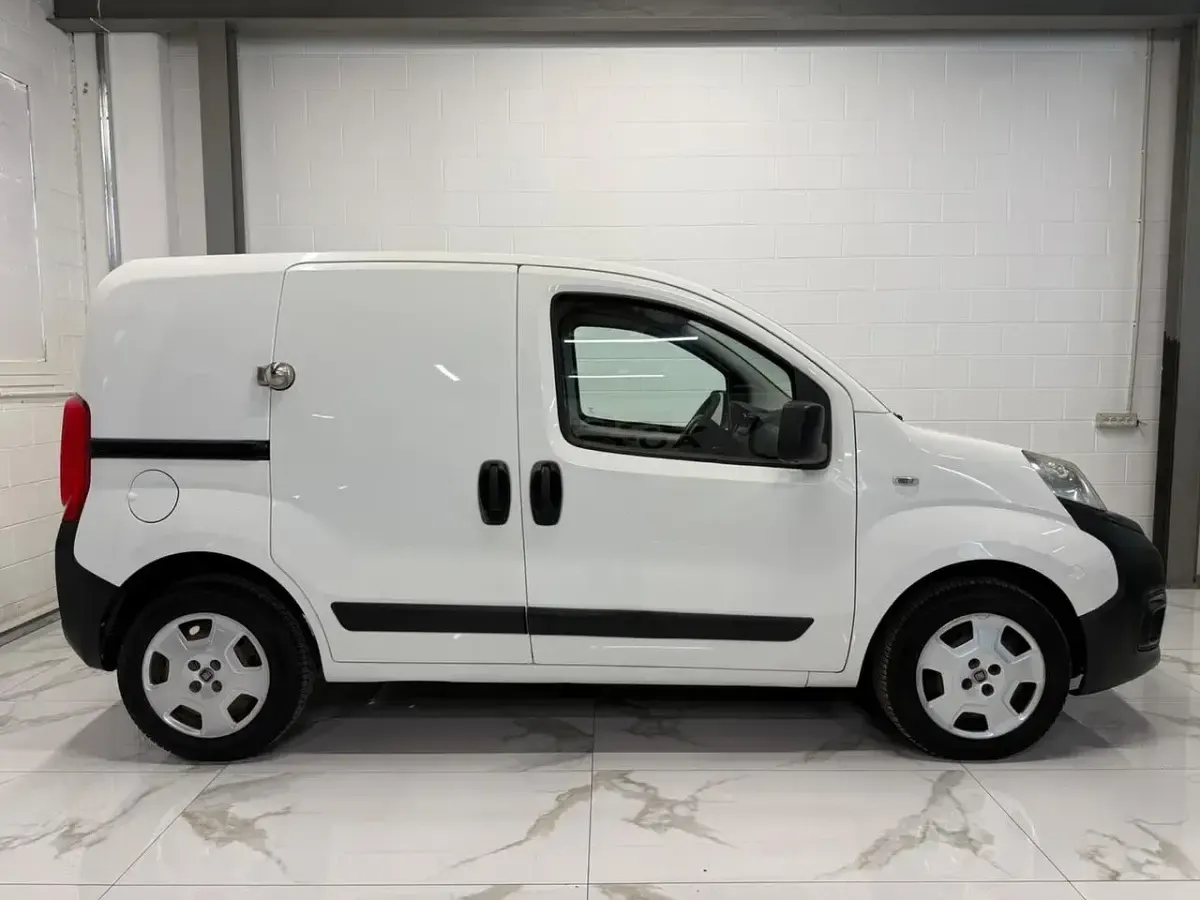 Usata Fiat Fiorino 80 CV (58 kW) 2016 Bianco Monovolume