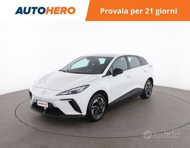 Usata MG MG4 EV 180 kW (245 CV) 2024 Bianco Utilitaria