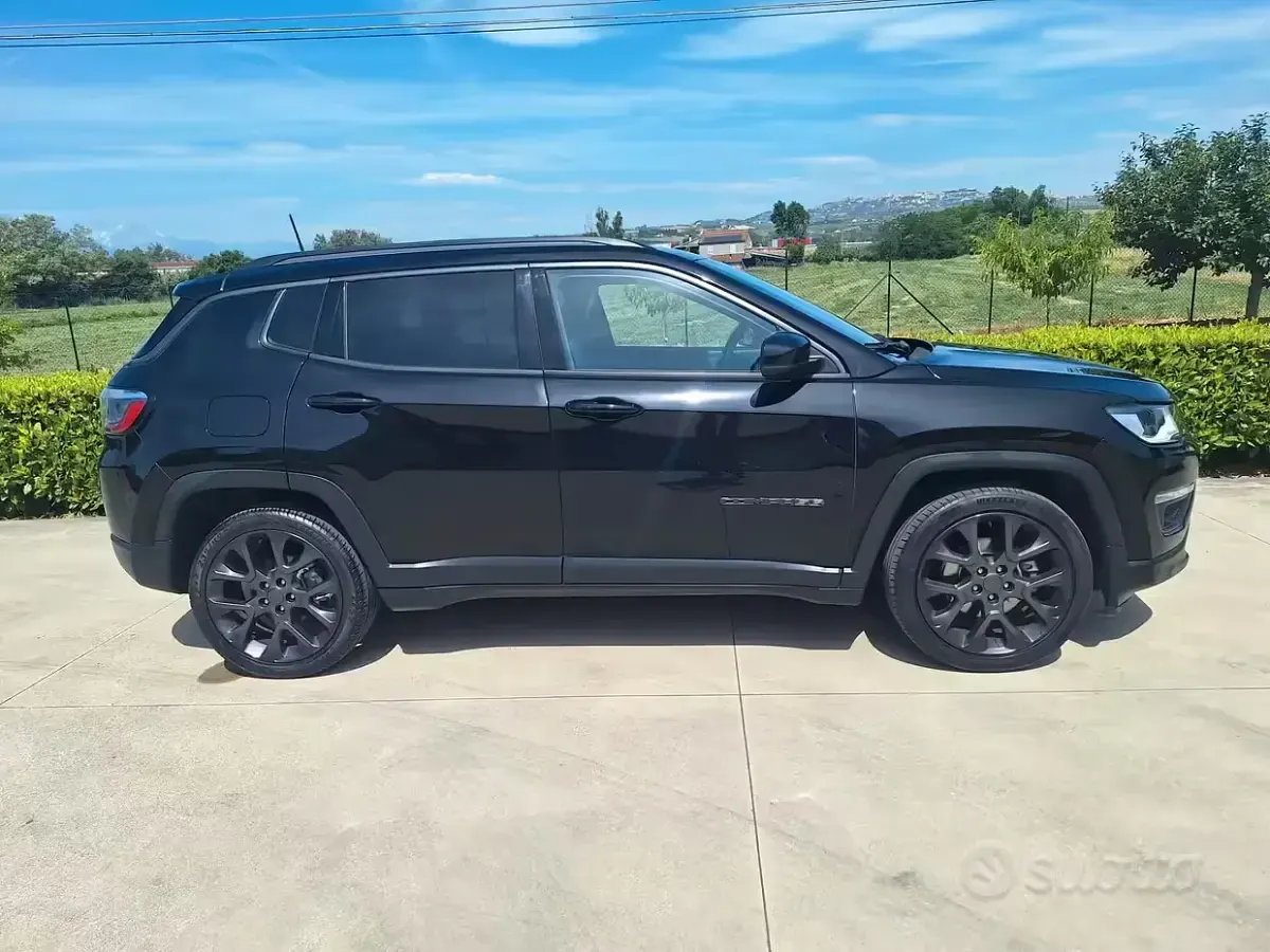 Usata Jeep Compass 120 CV (88 kW) 2020 Nero SUV