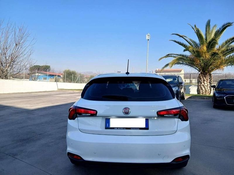 Usata Fiat Tipo Lounge 95 CV (69 kW) 2018 Bianco Berlina