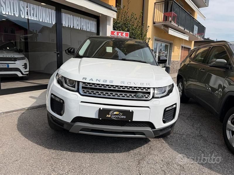 Usata Land Rover Range Rover evoque SE 150 CV (110 kW) 2019 Bianco SUV