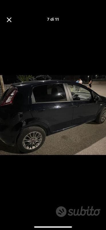 Usata Fiat Punto Evo 75 CV (55 kW) 2011 Blu Utilitaria