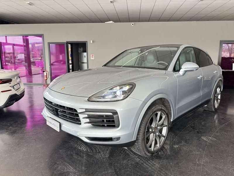 Usata Porsche Cayenne Coupe 340 CV (250 kW) 2020 Argento Coupé